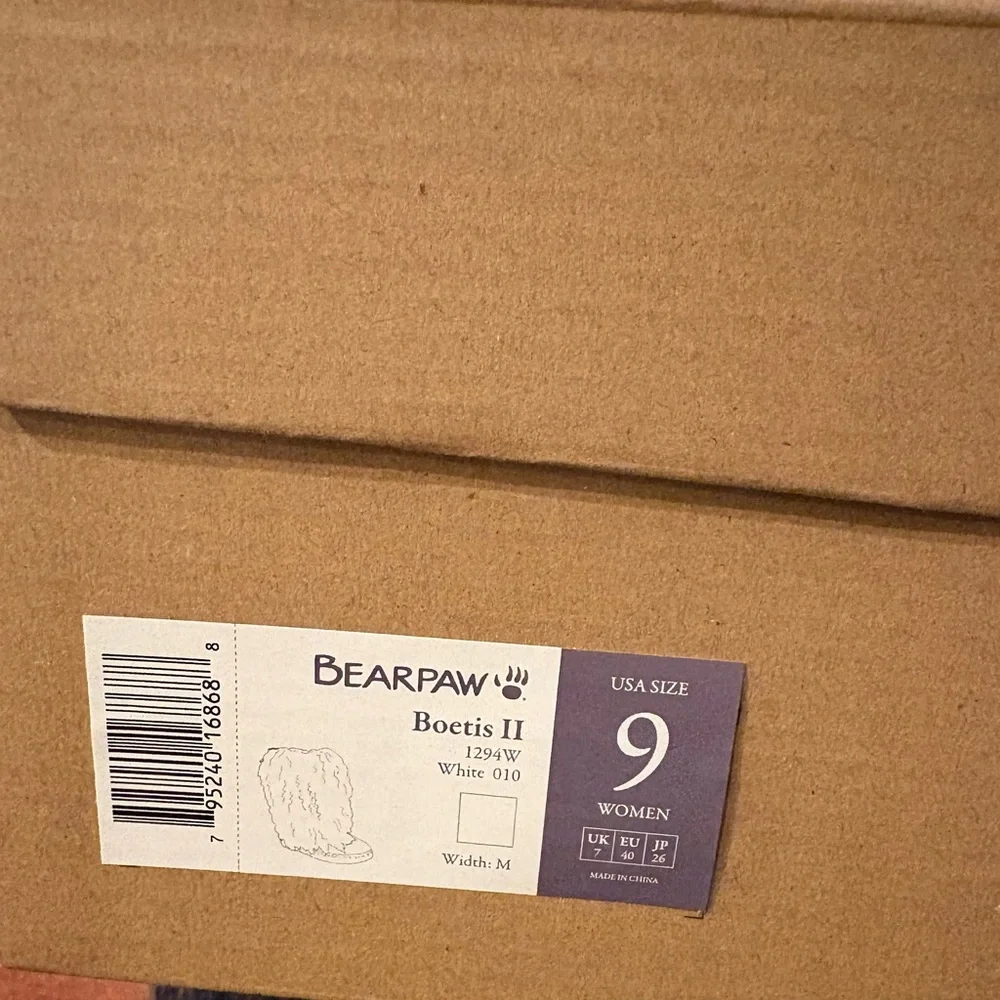 BearPaw outsole inches
